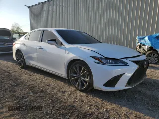 2021 Lexus ES with VIN 58AGZ1B19MU082667, listed as a Copart auction lot 80340464 with 82,447 mi miles and Salvage Title. Bid and sale history available at carsss.com. Image 4.