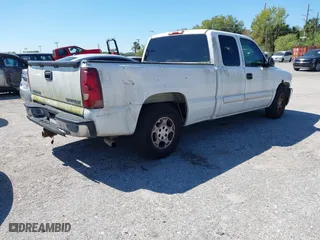 2003 Chevrolet Silverado 1500 LS with VIN 2GCEC19V331221635, listed as a IAAI auction lot 41741397 with 491,899 mi miles. Bid and sale history available at carsss.com. Image 4.