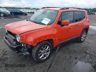2017 Jeep Renegade Latitude z VIN ZACCJABB8HPG49324, wystawiony jako IAAI lot #42005994 z przebiegiem 96 803 mil mil oraz . Historia ofert i sprzedaży dostępna na DreamBid. Obrazek 2.