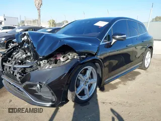 2023 Mercedes-Benz EQS 580 z VIN 4JGDM4EB8PA014008, wystawiony jako IAAI lot #41152975 z przebiegiem 41 292 mil mil oraz . Historia ofert i sprzedaży dostępna na DreamBid. Obrazek 19.