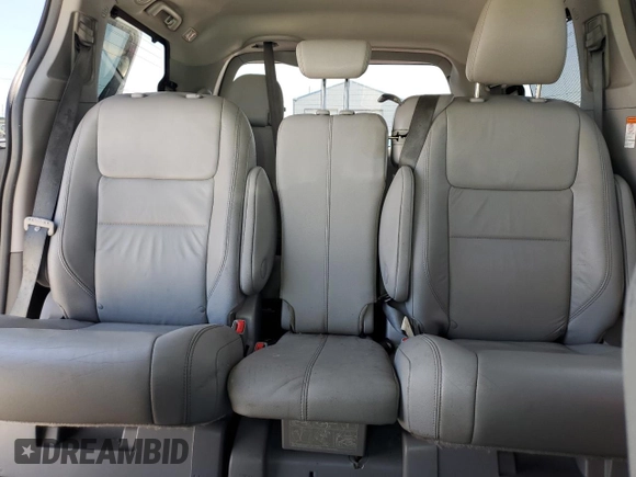 2015 Toyota Sienna XLE with VIN 5TDYK3DC1FS690219, listed as a Copart auction lot 60926525 with 97,879 mi miles and Salvage title. Bid and sale history available at DreamBid. Image 10.