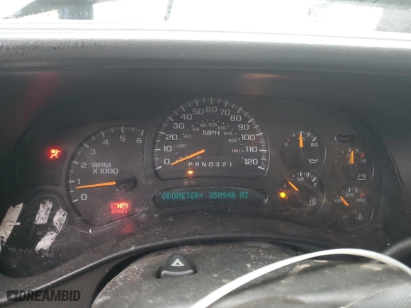 2007 Chevrolet Silverado 1500 Classic LT1 with VIN 1GCEC19Z27Z193634, listed as a Copart auction lot 45024745 with 350,940 mi miles and Salvage Title. Bid and sale history available at carsss.com. Image 9.
