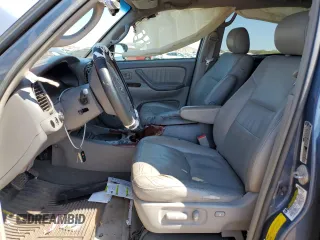 2005 Toyota Sequoia Limited with VIN 5TDBT48A45S250978, listed as a Copart auction lot 50261415 with 238,453 mi miles and Salvage Title. Bid and sale history available at DreamBid. Image 7.