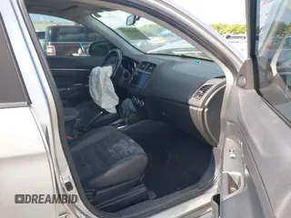 2018 Mitsubishi Outlander SE with VIN JA4AP3AW7JU002904, listed as a IAAI auction lot 42308738 with 65,259 mi miles and . Bid and sale history available at DreamBid. Image 5.