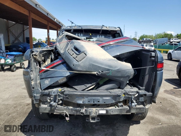 2023 Rivian R1T Adventure z VIN 7FCTGAAA4PN021950, wystawiony jako Copart lot #57800485 z przebiegiem 2 480 mil mil oraz Szkoda całkowita • Salvage title. Historia ofert i sprzedaży dostępna na DreamBid. Obrazek 6.