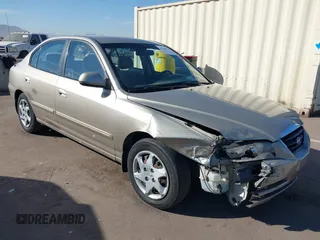 2005 Hyundai Elantra GLS z VIN KMHDN46D75U982433, wystawiony jako IAAI lot #41641174 z przebiegiem 104 816 mil mil oraz . Historia ofert i sprzedaży dostępna na DreamBid. Obrazek 1.