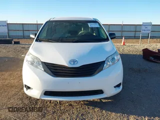 2017 Toyota Sienna L with VIN 5TDZZ3DC3HS828040, listed as a IAAI auction lot 41824384 with 76,159 mi miles. Bid and sale history available at carsss.com. Image 13.