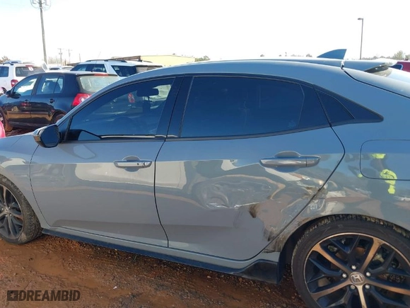 2021 Honda Civic Hatchback Sport with VIN SHHFK7H48MU209500, listed as a IAAI auction lot 41323691 with 81,776 mi miles. Bid and sale history available at carsss.com. Image 14.