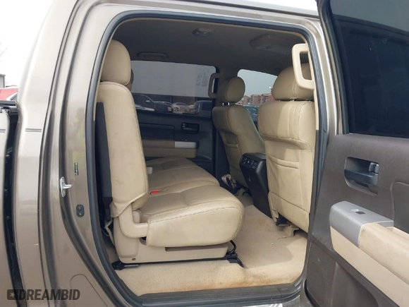 2008 Toyota Tundra 2WD Truck with VIN 5TFEV541X8X042976, listed as a IAAI auction lot 38569607 with 202,791 mi miles. Bid and sale history available at carsss.com. Image 8.