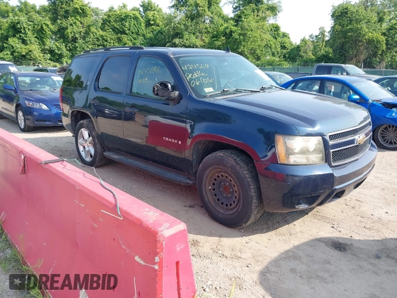 2007 Chevrolet Tahoe LT z VIN 1GNFC13J97J100573, wystawiony jako IAAI lot #42450311 z przebiegiem 234 099 mil mil oraz . Historia ofert i sprzedaży dostępna na DreamBid. Obrazek 1.