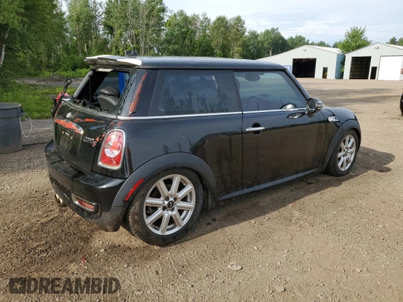 2012 MINI Hardtop S with VIN WMWSV3C57CTY17355, listed as a Copart auction lot 63561395 with 157,122 mi miles and Clean title. Bid and sale history available at DreamBid. Image 3.