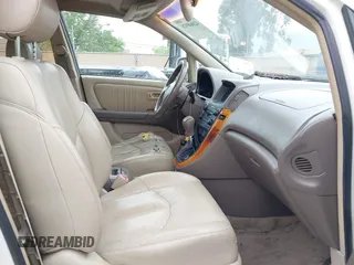 2000 Lexus RX 300 with VIN JT6HF10U4Y0098365, listed as a IAAI auction lot 42068926 with 216,582 mi miles. Bid and sale history available at carsss.com. Image 5.