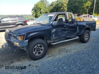1992 Toyota Pickup SR5 with VIN JT4VN13G2N5098867, listed as a Copart auction lot 65471165 with 288,587 mi miles and Salvage title. Bid and sale history available at DreamBid. Image 1.