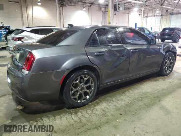 2016 Chrysler 300 S z VIN 2C3CCAGG6GH304831, wystawiony jako Copart lot #44977175 z przebiegiem 100 897 mil mil oraz Czysty tytuł • Clean title. Historia ofert i sprzedaży dostępna na DreamBid. Obrazek 3.