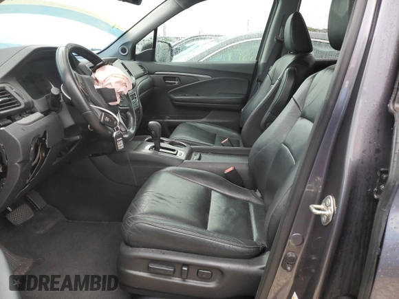 2019 Honda Pilot EX-L z VIN 5FNYF5H51KB042356, wystawiony jako Copart lot #57775565 z przebiegiem Nie podano mil oraz Nie do naprawy • Non repairable. Historia ofert i sprzedaży dostępna na DreamBid. Obrazek 7.