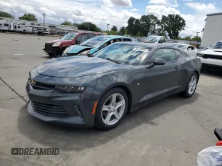 2017 Chevrolet Camaro 1LT z VIN 1G1FB1RX3H0176507, wystawiony jako Copart lot #56200855 z przebiegiem 83 587 mil mil oraz Szkoda całkowita • Salvage title. Historia ofert i sprzedaży dostępna na DreamBid. Obrazek 1.