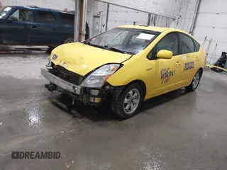 2008 Toyota Prius with VIN JTDKB20U083406842, listed as a IAAI auction lot 41751175 with 497,951 mi miles. Bid and sale history available at carsss.com. Image 2.