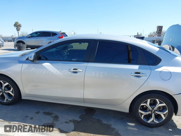 2021 Kia Forte FE with VIN 3KPF24AD7ME367469, listed as a IAAI auction lot 41955196 with 47,443 mi miles and . Bid and sale history available at carsss.com. Image 14.