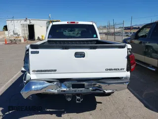 2004 Chevrolet Silverado 1500 with VIN 1GCEK19T44E178845, listed as a IAAI auction lot 41879357 with 133,008 mi miles and . Bid and sale history available at DreamBid. Image 16.