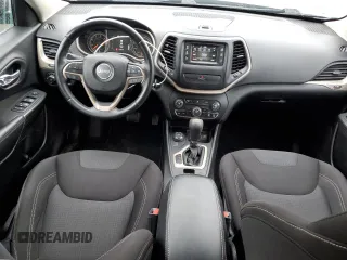 2016 Jeep Cherokee Latitude with VIN 1C4PJMCB0GW371764, listed as a Copart auction lot 47958335 with 121,571 mi miles and Salvage Title. Bid and sale history available at carsss.com. Image 8.
