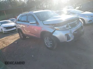 2014 Kia Sorento LX z VIN 5XYKT4A66EG453891, wystawiony jako IAAI lot #41174851 z przebiegiem 148 240 mil mil oraz . Historia ofert i sprzedaży dostępna na DreamBid. Obrazek 1.