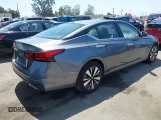 2019 Nissan Altima SL z VIN 1N4BL4EV1KC219911, wystawiony jako IAAI lot #42402741 z przebiegiem 57 849 mil mil oraz . Historia ofert i sprzedaży dostępna na DreamBid. Obrazek 4.