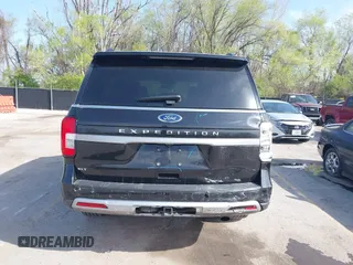 2024 Ford Expedition XLT with VIN 1FMJU1J85REA08710, listed as a IAAI auction lot 41966242 with 68,191 mi miles. Bid and sale history available at carsss.com. Image 16.