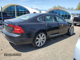 2017 Volvo S90 Inscription with VIN YV1A22ML3H1001061, listed as a Copart auction lot 51907925 with 102,718 mi miles and Salvage Title. Bid and sale history available at carsss.com. Image 3.