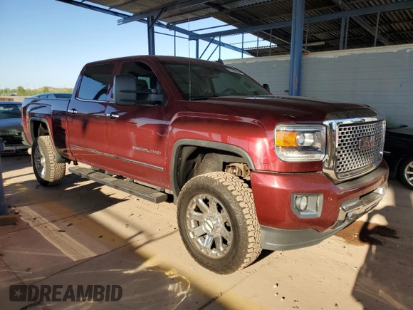 2015 GMC Sierra 2500HD Denali z VIN 1GT120E83FF114643, wystawiony jako Copart lot #57632835 z przebiegiem 166 561 mil mil oraz Szkoda całkowita • Salvage title. Historia ofert i sprzedaży dostępna na DreamBid. Obrazek 4.