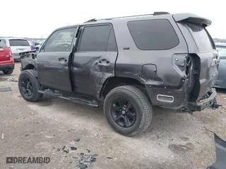 2020 Toyota 4Runner SR5 with VIN JTEBU5JR2L5779671, listed as a IAAI auction lot 41572359 with 87,458 mi miles. Bid and sale history available at carsss.com. Image 3.