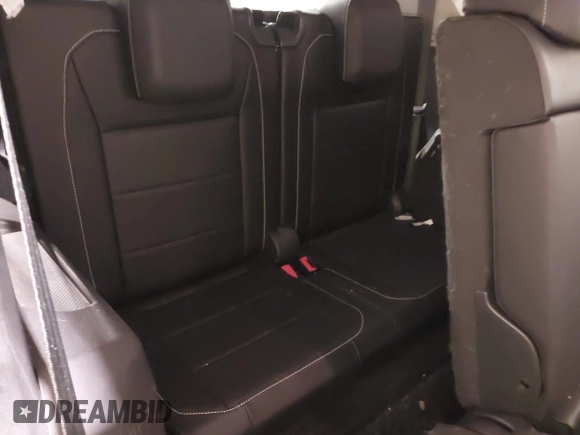 2021 Volkswagen Tiguan SE with VIN 3VV3B7AX3MM118463, listed as a IAAI auction lot 42138702 with 48,058 mi miles and . Bid and sale history available at DreamBid. Image 21.