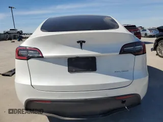 2022 Tesla Model Y Long Range with VIN 7SAYGAEE6NF506405, listed as a Copart auction lot 50392655 with 36,866 mi miles and Salvage Title. Bid and sale history available at DreamBid. Image 6.