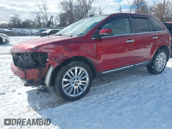 2014 Lincoln MKX with VIN 2LMDJ8JK2EBL06393, listed as a IAAI auction lot 41646903 with 118,394 mi miles. Bid and sale history available at carsss.com. Image 18.