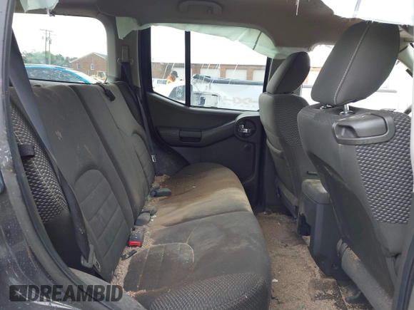 2014 Nissan Xterra X with VIN 5N1AN0NW4EN813172, listed as a IAAI auction lot 42010220 with 185,971 mi miles and . Bid and sale history available at DreamBid. Image 8.