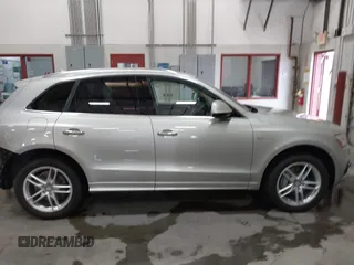 2015 Audi Q5 Premium Plus with VIN WA1DGAFP0FA096717, listed as a IAAI auction lot 42448127 with 50,501 mi miles and . Bid and sale history available at DreamBid. Image 13.