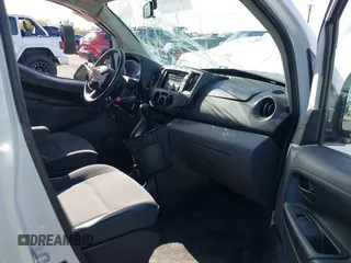 2016 Nissan NV200 S z VIN 3N6CM0KN6GK694378, wystawiony jako IAAI lot #42083804 z przebiegiem Nie podano mil oraz . Historia ofert i sprzedaży dostępna na DreamBid. Obrazek 5.
