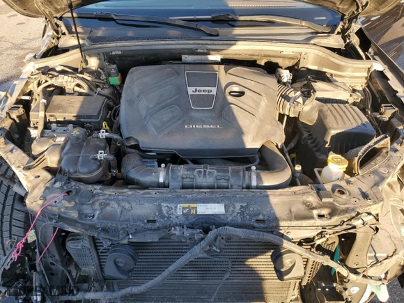 2016 Jeep Grand Cherokee Summit with VIN 1C4RJFJM2GC339991, listed as a Copart auction lot 87731645 with 68,549 mi miles and Salvage Title. Bid and sale history available at carsss.com. Image 12.