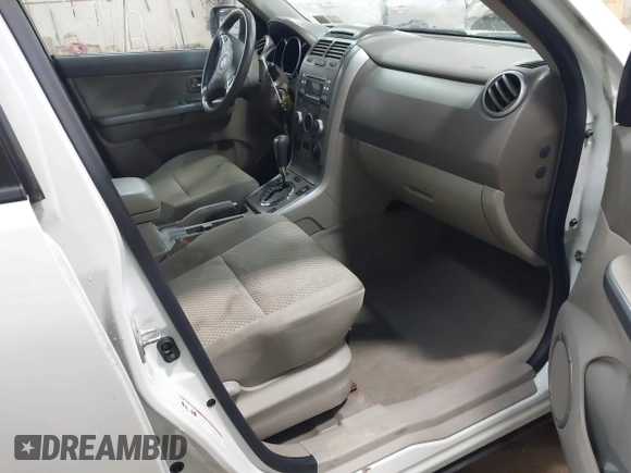 2012 Suzuki Grand Vitara Premium with VIN JS3TD0D26C4100406, listed as a IAAI auction lot 42039965 with 106,671 mi miles and . Bid and sale history available at DreamBid. Image 5.