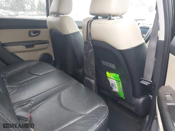 2013 Kia Soul + with VIN KNDJT2A66D7499510, listed as a IAAI auction lot 41602107 with 111,340 mi miles. Bid and sale history available at carsss.com. Image 8.