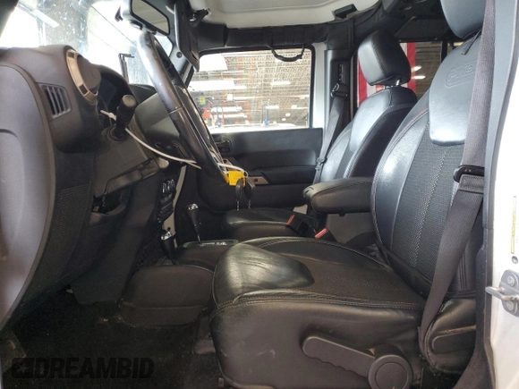 2017 Jeep Wrangler Unlimited 75th Anniversary с VIN 1C4BJWEG9HL532582, выставлен на аукционе Copart как лот 61303505 с пробегом 140 467 миль миль и Списание • Salvage title. История ставок и продаж доступна на DreamBid. Изображение 7.