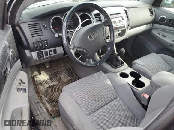 2005 Toyota Tacoma with VIN 5TEUU42N75Z069152, listed as a Copart auction lot 45489785 with 113,114 mi miles and Salvage Title. Bid and sale history available at DreamBid. Image 8.