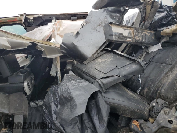 2017 Ford F-350 Platinum с VIN 1FT8W3BT7HEC54863, выставлен на аукционе Copart как лот 51062015 с пробегом Не указан миль и На запчасти • Non repairable. История ставок и продаж доступна на DreamBid. Изображение 10.