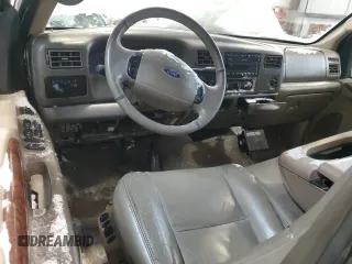 2003 Ford F-350 XL z VIN 1FTSW31P53EC80249, wystawiony jako Copart lot #88161075 z przebiegiem Nie podano mil oraz Nie do naprawy • Non repairable. Historia ofert i sprzedaży dostępna na DreamBid. Obrazek 8.