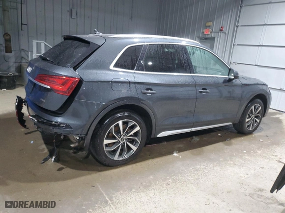 2021 Audi Q5 Premium with VIN WA1AAAFYXM2079279, listed as a Copart auction lot 41403405 with 20,520 mi miles and Salvage Title. Bid and sale history available at carsss.com. Image 3.