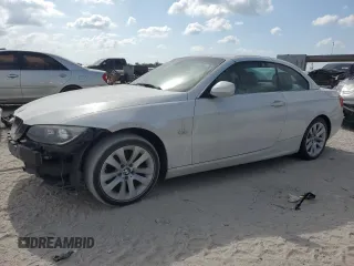 2011 BMW 3 Series 328i z VIN WBADW3C56BE539542, wystawiony jako Copart lot #50300155 z przebiegiem 120 063 mil mil oraz Szkoda całkowita • Salvage title. Historia ofert i sprzedaży dostępna na DreamBid. Obrazek 1.