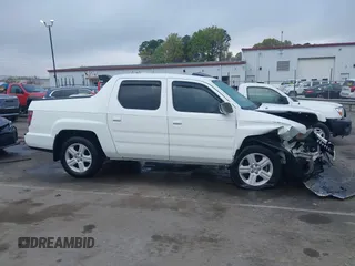 2014 Honda Ridgeline RTL with VIN 5FPYK1F58EB011186, listed as a IAAI auction lot 41903178 with 113,364 mi miles. Bid and sale history available at carsss.com. Image 13.