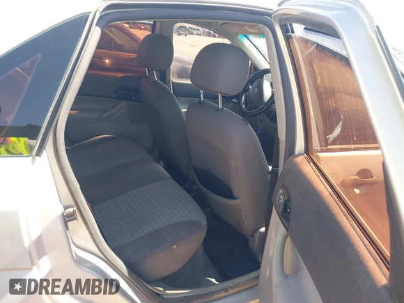 2007 Ford Focus S with VIN 1FAHP34N37W289507, listed as a IAAI auction lot 42632851 with 159,806 mi miles and . Bid and sale history available at DreamBid. Image 8.