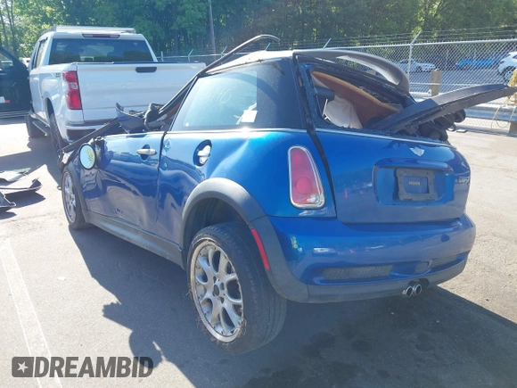 2006 MINI Hardtop S с VIN WMWRE33516TN25140, выставлен на аукционе IAAI как лот 42130574 с пробегом Не указан миль и . История ставок и продаж доступна на DreamBid. Изображение 3.