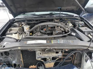 2002 GMC Sonoma SLS with VIN 1GTDT19W328211297, listed as a Copart auction lot 46692385 with 0 mi miles and Salvage Title. Bid and sale history available at carsss.com. Image 12.