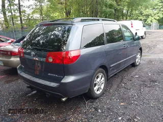 2006 Toyota Sienna XLE z VIN 5TDZA22C36S535207, wystawiony jako IAAI lot #42521737 z przebiegiem 147 801 mil mil oraz . Historia ofert i sprzedaży dostępna na DreamBid. Obrazek 4.